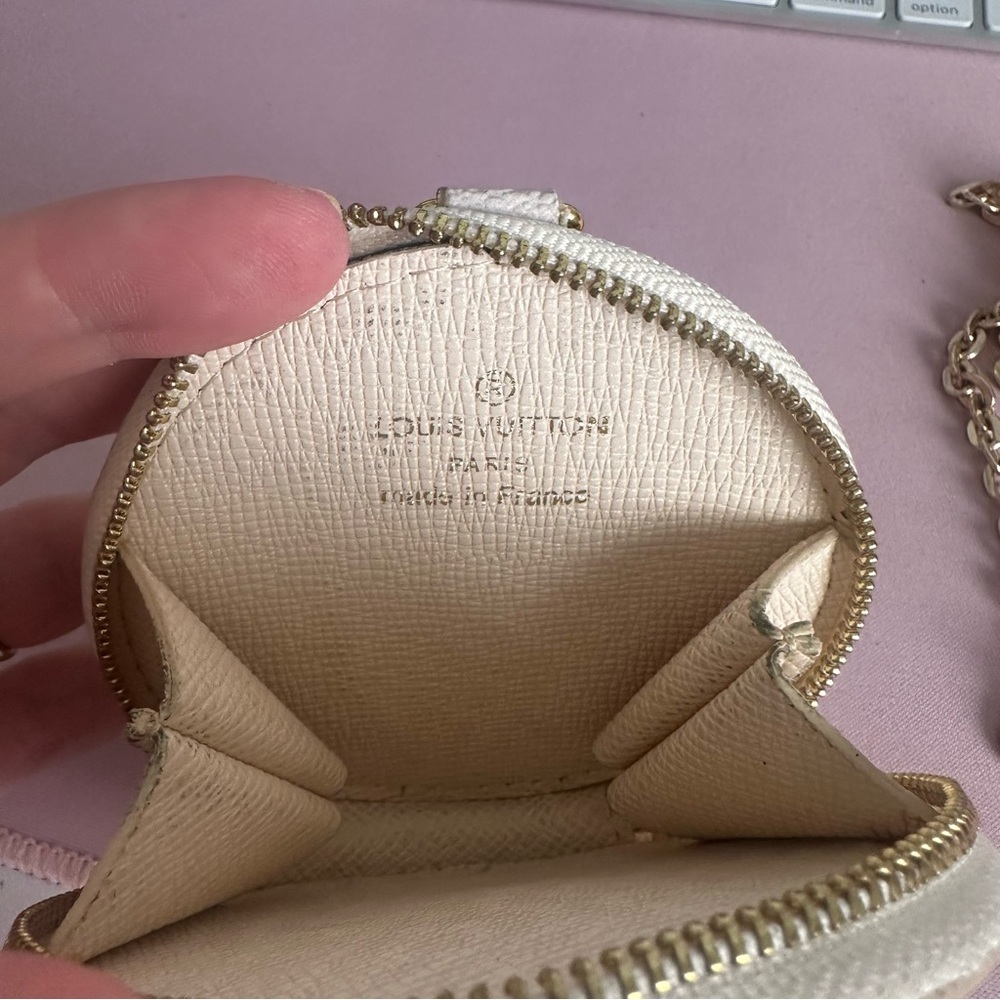 Multi Pochette Accessoires Round Coin Purse By The Pool Monogram Giant - Picture 12 of 13